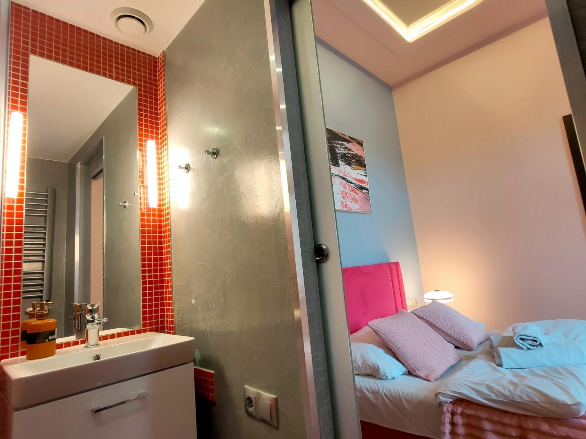 Appartement Mirror Pink *